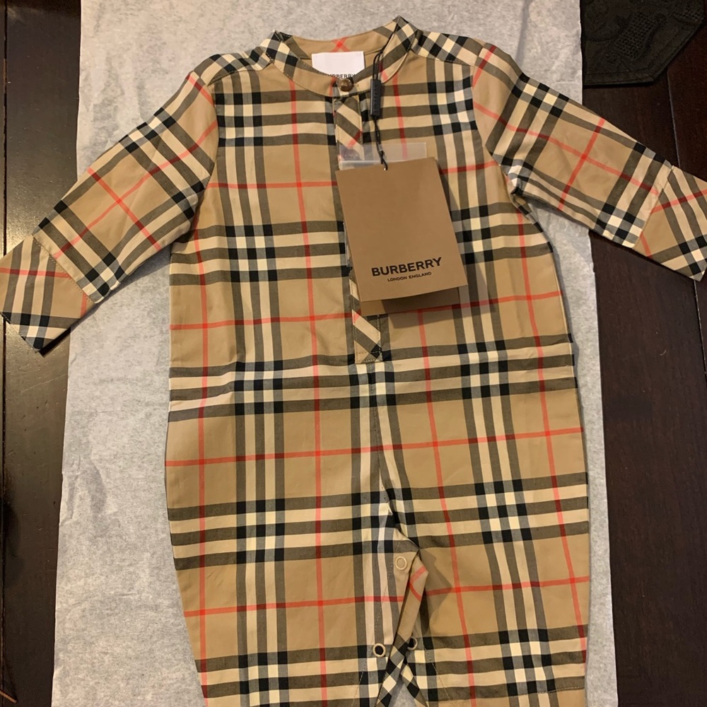 Burberry romper